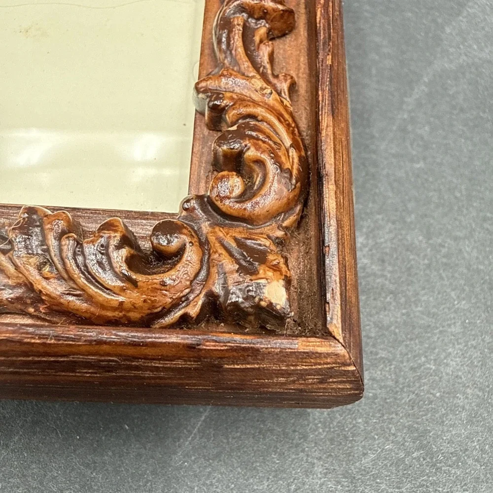 Vtg Ornate Rectangle Wood 8x10‎ Picture Frame with Intricate Floral Carving